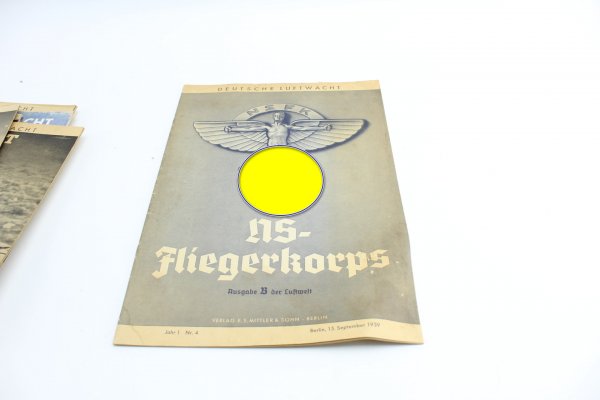 Wehrmacht / Luftwaffe Konvolut mit 7 Zeitungen