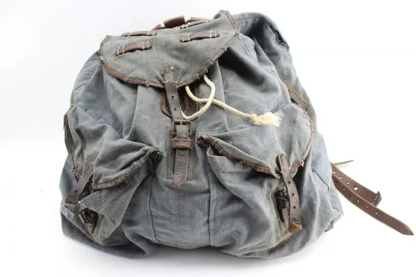 Rucksack der Luftwaffe mit Hersteller und Taschen, Hersteller Erich Schüler