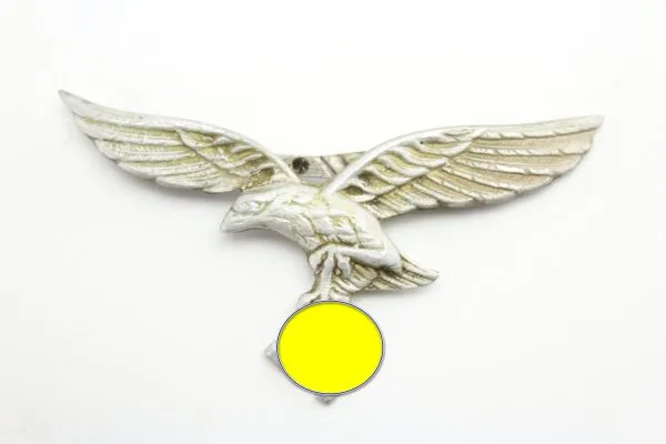 Rare tropical helmet eagle from the Luftwaffe manufacturer L/12