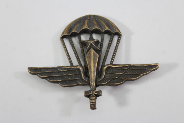 Französisches Fallschirmjäger-Abzeichen (Brevet Parachutiste).
