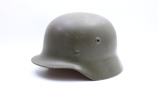 M40 steel helmet of the Berlin police 1952/53