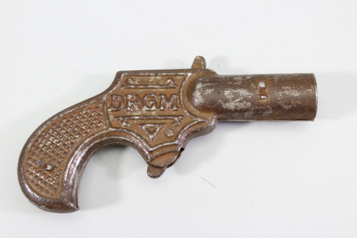 Antike Kinder Spielzeug-Knallkorkenpistole der Marke TIP, hergestellt in Deutschland ca 1930