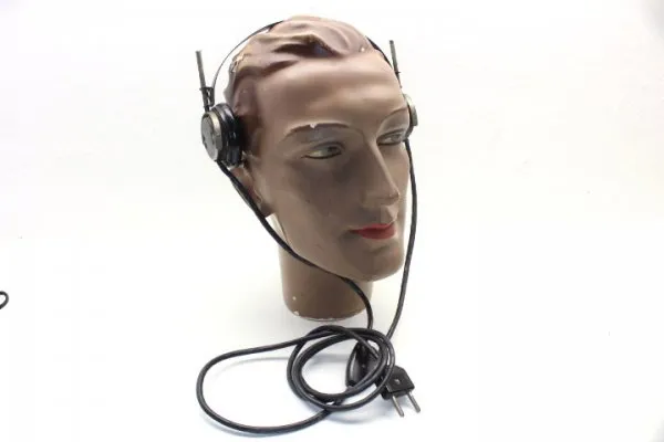 ww2 Luftwaffe headphones WK2 manufacturer Seibt FL127010, complete