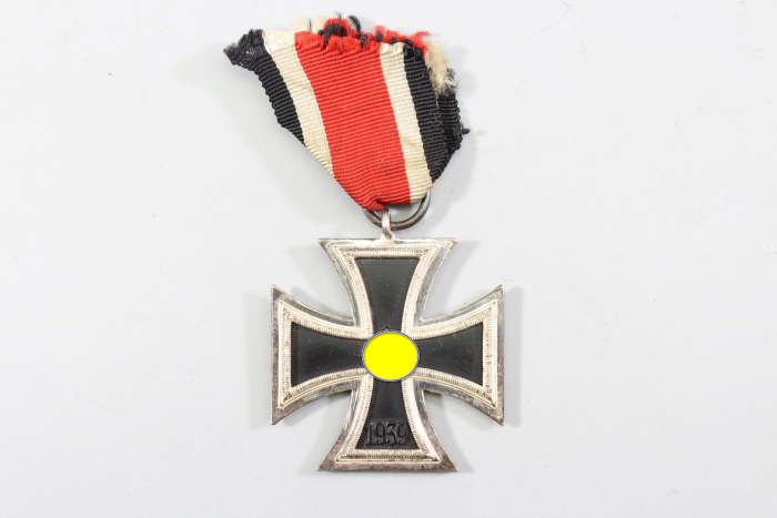 1939 Iron Cross 2nd Class on ribbon, "frosted" finish, maker 100