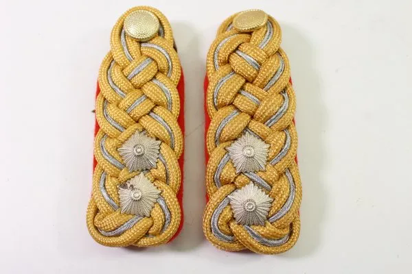 DDR NVA - Pair of shoulder boards Lieutenant General Land Forces for the uniform