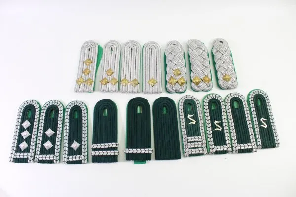 bundle of DDR NVA shoulder boards