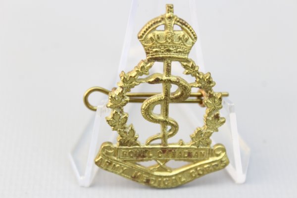 Badge Royal Canadian Army Medical Corps
