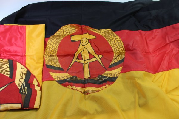 2 flags of the GDR National People's Army (NVA)