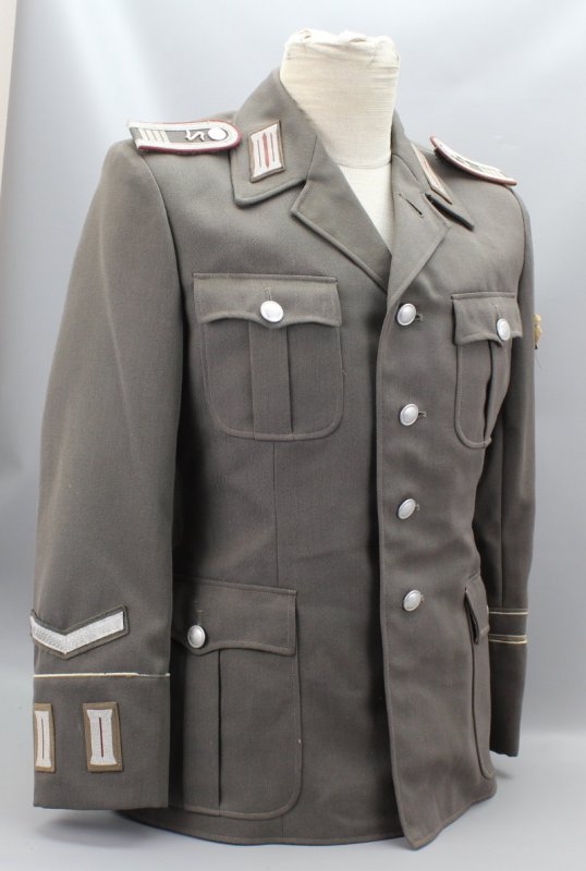 Frühe NVA / DDR Uniformjacke Wachregiment „Feliks Dzierzynski“ Stasi Offiziersschüler im 4 Studienjahr