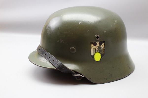 ww2 Apple green steel helmet M35 Wehrmacht with double emblem manufacturer ET with wearer's name