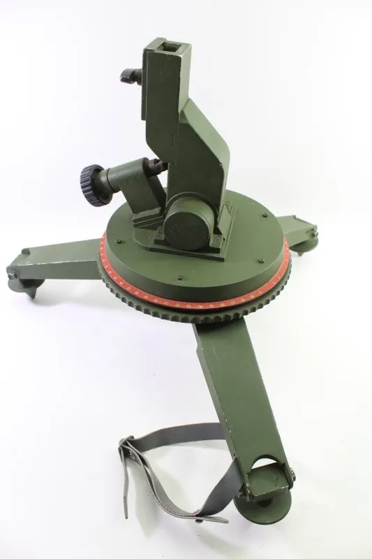 NVA Carl Zeiss Jena Dreibein Stativ für Entfernungsmesser EM 61