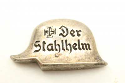 Stahlhelmbund Abzeichen – Der Stahlhelm ​mit Hersteller sowie ges. gesch.