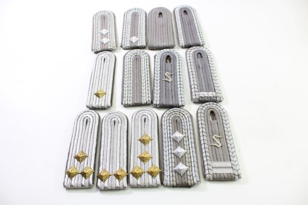 DDR / NVA bundle of various shoulder boards for ranks