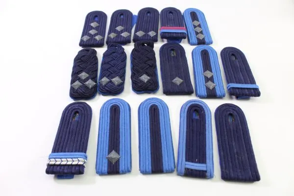 DDR / NVA bundle of various shoulder boards for ranks