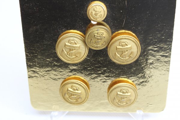 6 pcs. Kriegsmarine solder uniform buttons