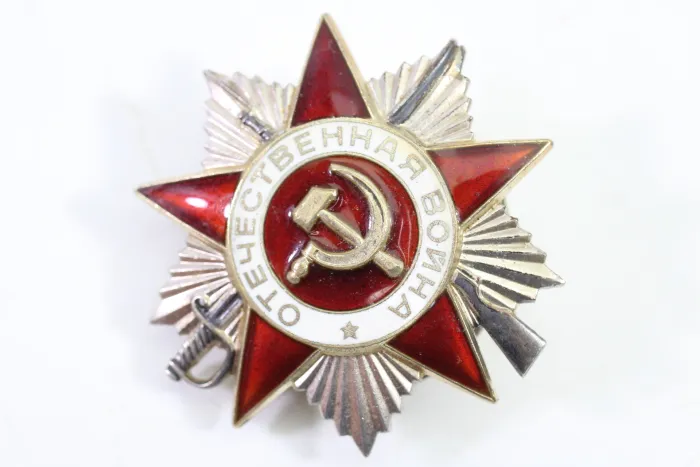 USSR Soviet Union Order of the Patriotic War, 2nd Class Silver enamelled with rotating disc and order number