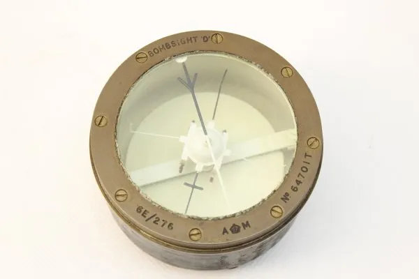 A WW2 RAF LANCASTER Bomber Compass, BOMBSIGHT D COMPASS Ref No 6E/0.276 A.M. No. 307