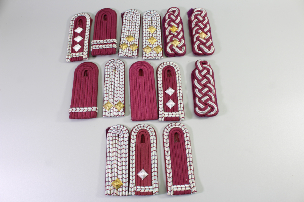 Konvolut Schulterklappen der NVA / DDR