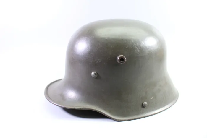 Stahlhelm M16 sehr gut erhalten, Hersteller SI 68 Eisenhütte Silesia, Paruschowitz O/Schlesien)   