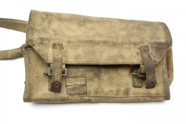 WW2 English MG accessory bag made of linen, 1944, Wallet Spare Parts Bren .303 M.G. MK I.