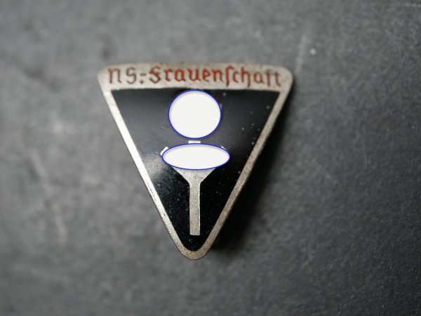 Badge - NS Women's League - 9th form, small version
