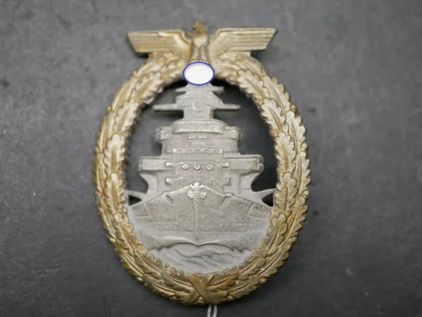 Fleet War Badge with manufacturer Friedrich Orth f.o. - Zinc