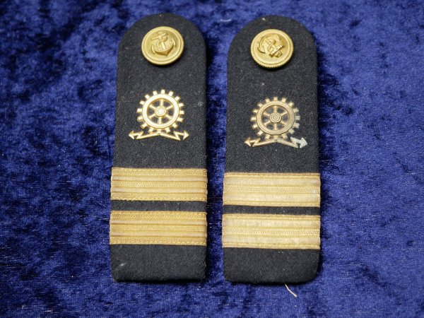 Pair of unknown shoulder boards, possibly Reichsmarine
