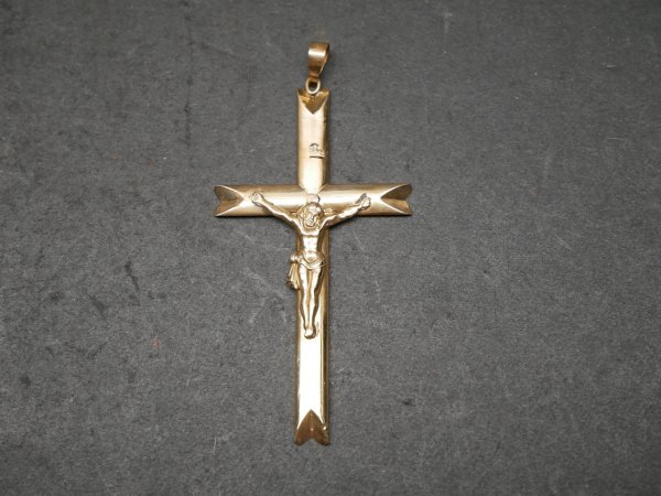 Real gold chain pendant - cross - 560 / 1000 gold 63 x 34 mm - 2.67 grams