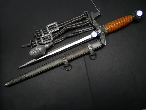 LOD Luftwaffe officer dagger with sword-blade and hanger - Manufacturer Robert Klaas Solingen