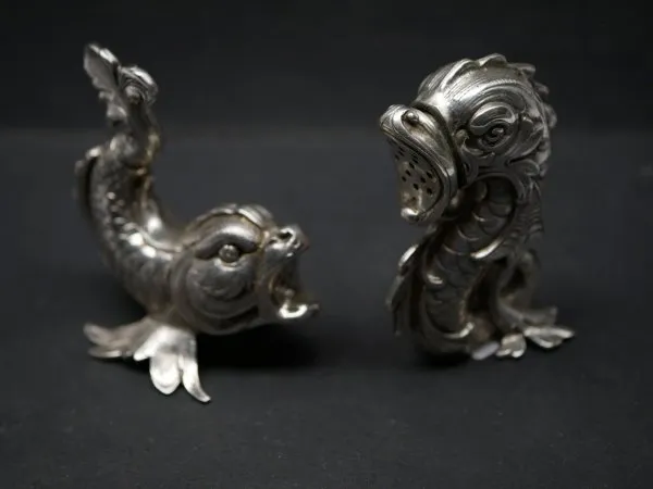 Pair of figurative salt and pepper shakers - plastic dolphins - 925 silver from the manufacturer Schleißner Hanau