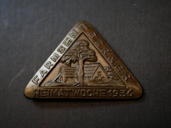 Badge - Farmsen Bernese Homeland Week 1936