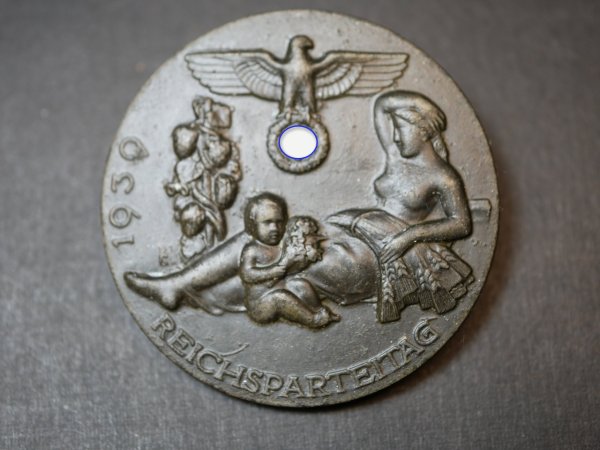 Badge - Reich Party Rally 1939 - Rare manufacturer Augustin Hieke Tyssa Sudetenland RZM M9/219