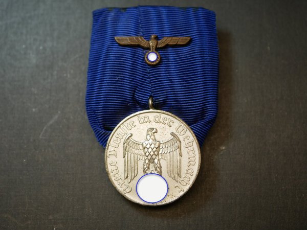 Wehrmacht 4 Years of Service Award on Individual Clasp with Eagle Overlay