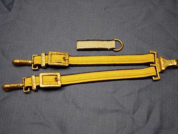 Hanger for the officer dagger of the Volksmarine