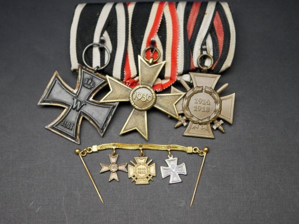 3er Ordensspange EK2 1. Wk + KVK 2. Klasse 57er Version + Kriegsteilnehmerkreuz 1914/18 + Miniaturen