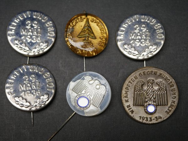 Lot WHW - Freiheit und Brot + Hunger und Kälte + Weihnachtsspende