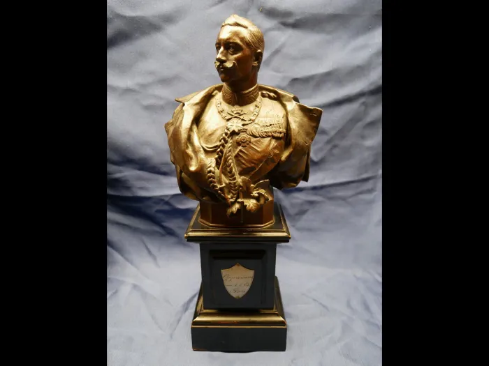 Bronzed bust with portrait of Kaiser Wilhelm II on a wooden base with plaque "Officers' shooting competition on 5.8.03 1st prize"