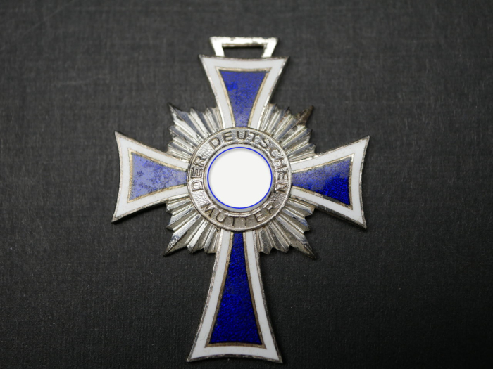 Mother's Cross in Silver