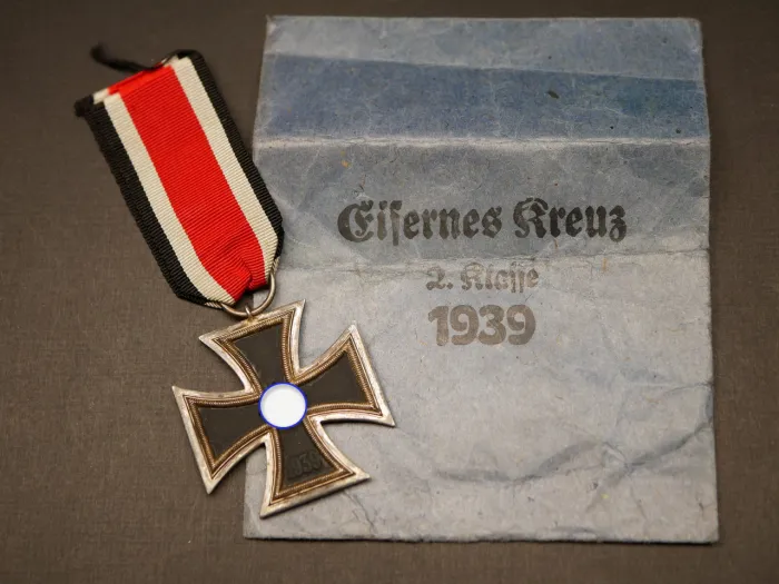 EK2 Eisernes Kreuz 2. Klasse 1939 am Band + Tüte