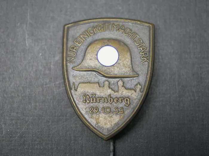 Badge - Only unity makes strength - Nuremberg 1933