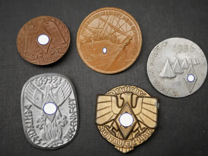 5x Badges - WHW + HJ Tent Camp Franconian Youth 1936