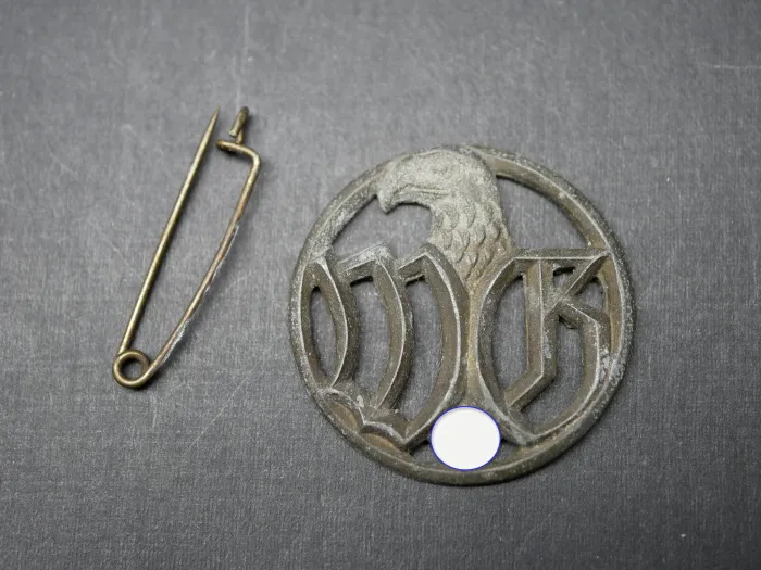 German Wehrmacht - Badge / Brooch for the Wehrmacht entourage