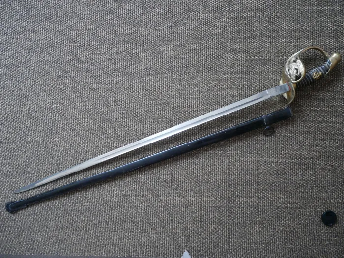 Preußen Infanterie Offiziersdegen (IOD) M 1889, Klinge mit Vertreiber D. David Berlin C., Gipsstr. 23