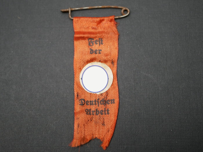 Badge – Festival of German Labor