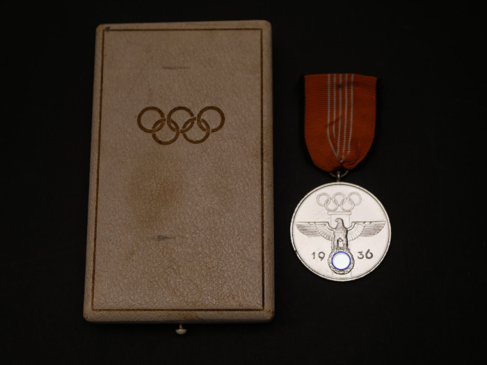 Deutsche Olympia-Erinnerungsmedaille 1936 im Etui