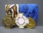 3 medals clasp with service awards + manufacturer