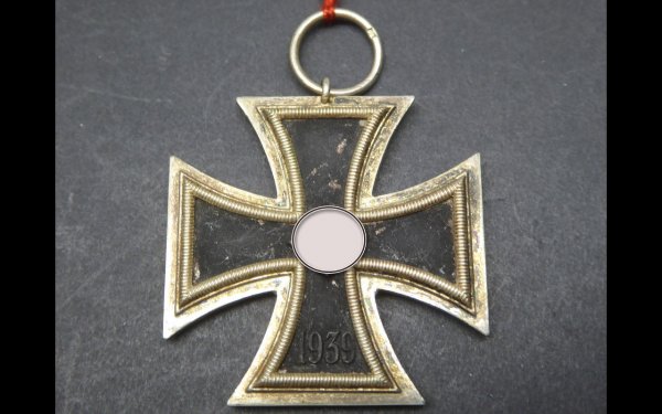 Eisernes Kreuz 2. Klasse / EK2 mit Hersteller 27