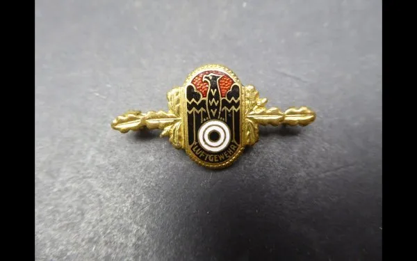 Badge - Golden pin of honor, shooting needle, air rifle