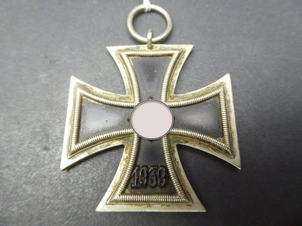 Eisernes Kreuz 2. Klasse / unmarkiertes EK2 des Herstellers 7 für Paul Maybauer, Berlin