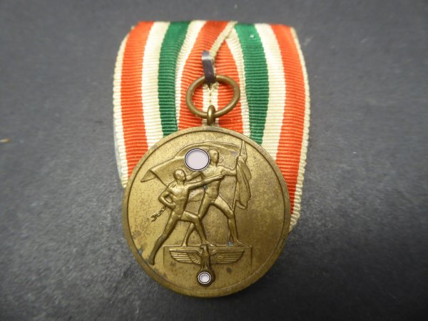 Memelland medal on a single clasp, very rare !!